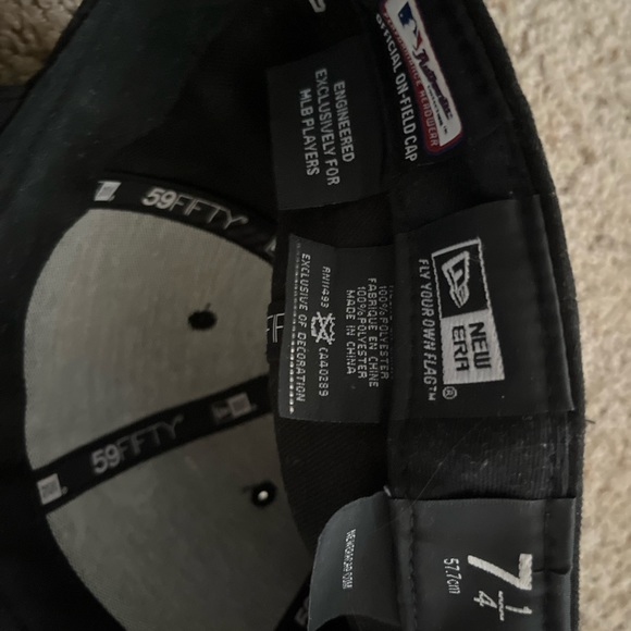 New Era White Sox Hat - Picture 2 of 2